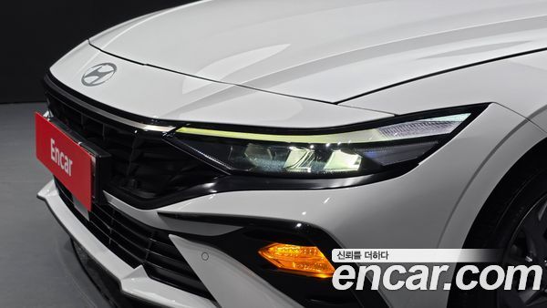 Hyundai Elantra 2024, фото 8