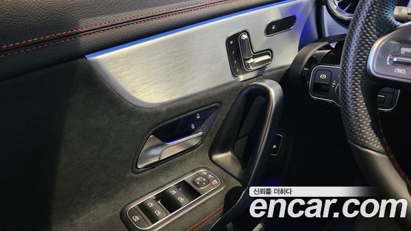 Mercedes-Benz CLA 2021, фото 15