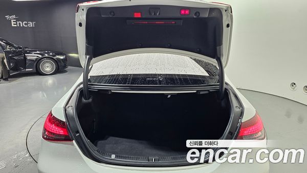 Mercedes-Benz E-Class 2021, фото 26