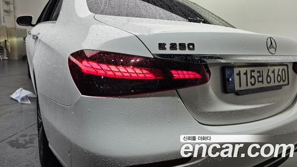 Mercedes-Benz E-Class 2021, фото 9