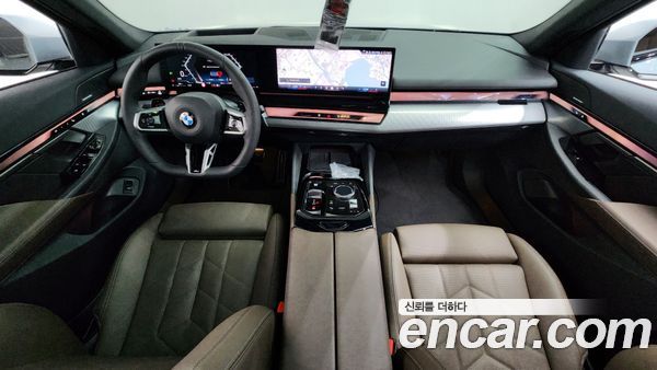 BMW 5 Series 2025, фото 10