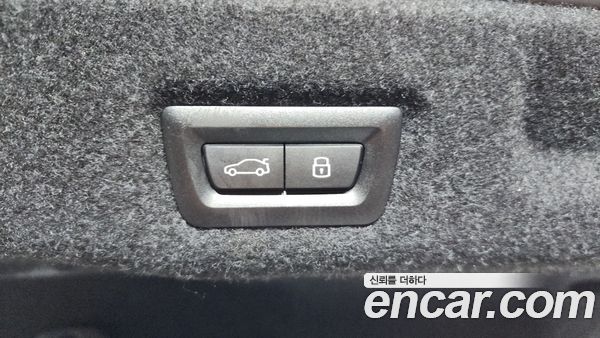 BMW 5 Series 2025, фото 24