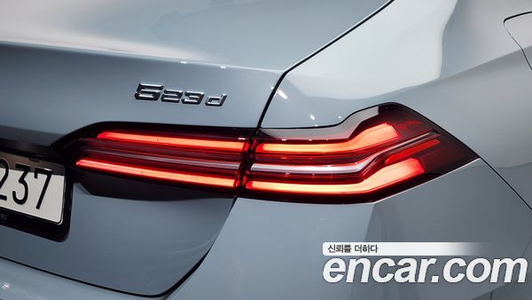 BMW 5 Series 2025, фото 9