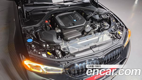 BMW 3 Series 2023, фото 6