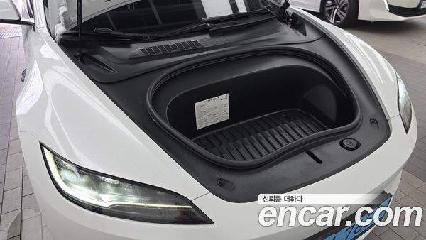 Tesla Model 3 2024, фото 6