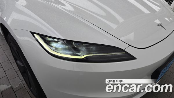 Tesla Model 3 2024, фото 8