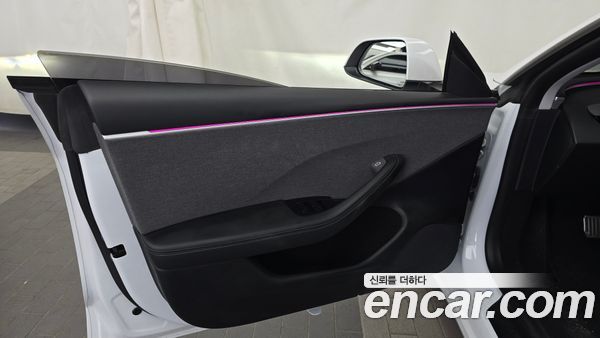 Tesla Model 3 2024, фото 14