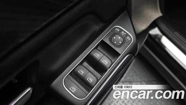 Mercedes-Benz GLA 2021, фото 30
