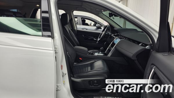 Land Rover Discovery Sport 2020, фото 16