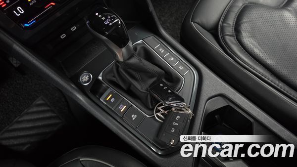 Volkswagen Tiguan 2023, фото 12