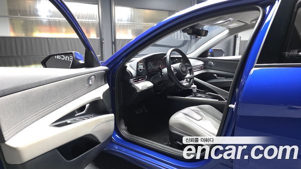 Hyundai Elantra 2021, фото 10