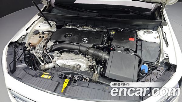 Mercedes-Benz GLB 2021, фото 6