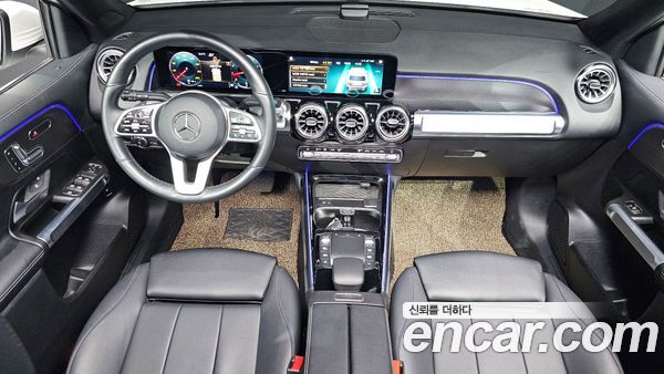 Mercedes-Benz GLB 2021, фото 7