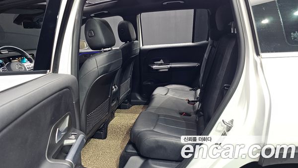 Mercedes-Benz GLB 2021, фото 12