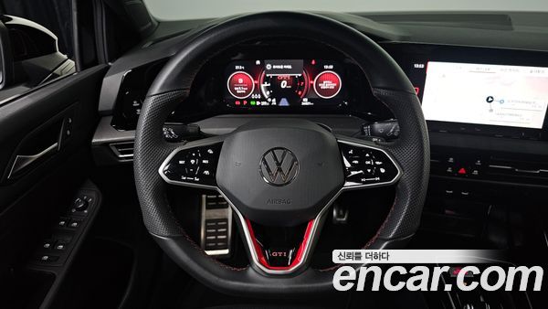 Volkswagen Golf 2024, фото 14