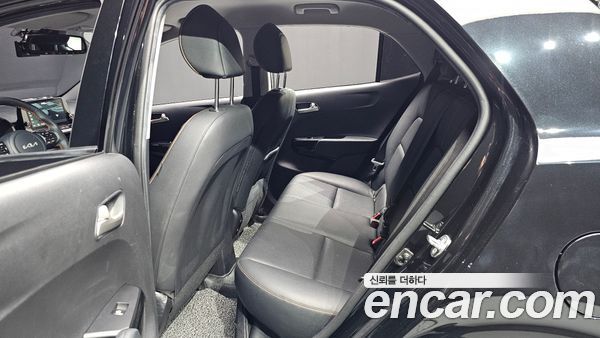 Kia Picanto 2023, фото 18