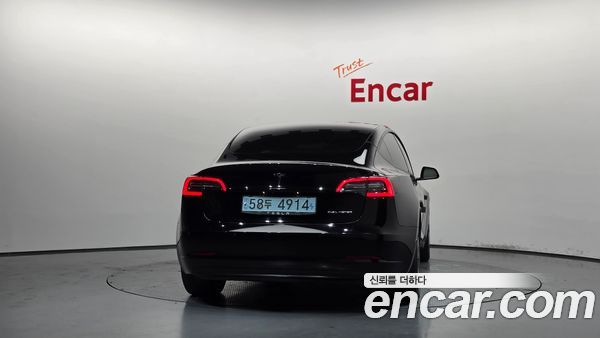 Tesla Model 3 2021, фото 4