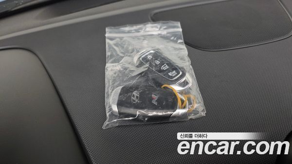 Hyundai Veloster 2022, фото 32