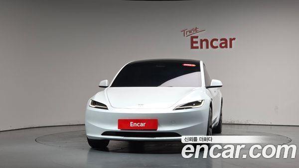 Tesla Model 3 2024, фото 2