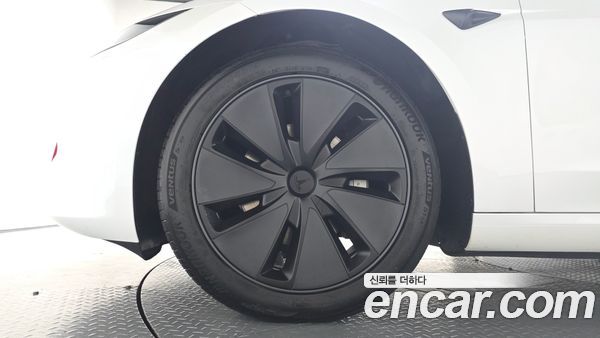 Tesla Model 3 2024, фото 4