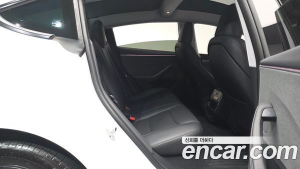 Tesla Model 3 2024, фото 16