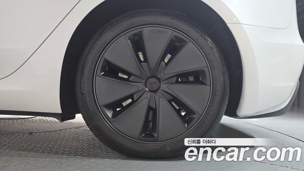 Tesla Model 3 2024, фото 6