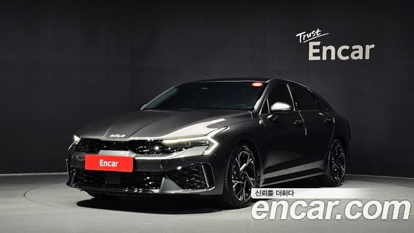Kia K5 2025
