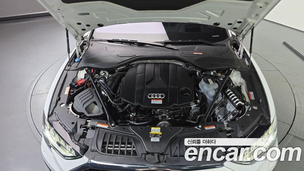 Audi A8 2023, фото 6