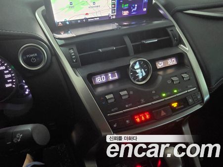 Lexus NX 2021, фото 9
