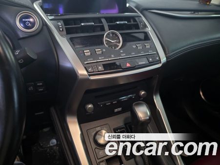 Lexus NX 2021, фото 11