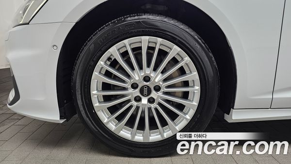 Audi A6 2021, фото 5