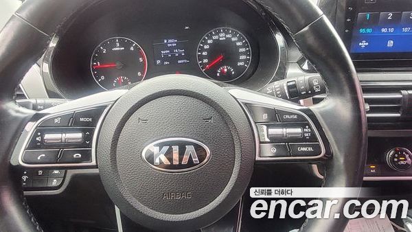Kia Seltos 2021, фото 11