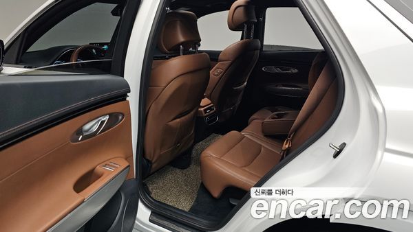 Genesis GV70 2021, фото 15