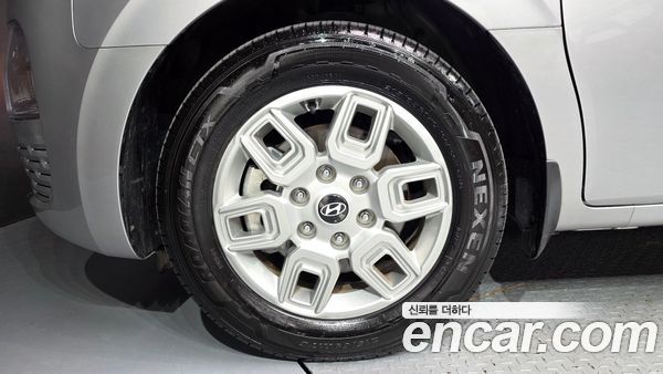 Hyundai Staria 2025, фото 5