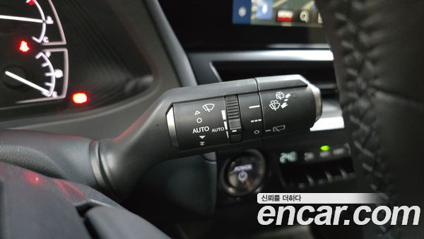 Lexus UX 2024, фото 26
