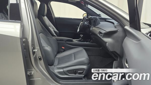 Lexus UX 2024, фото 16