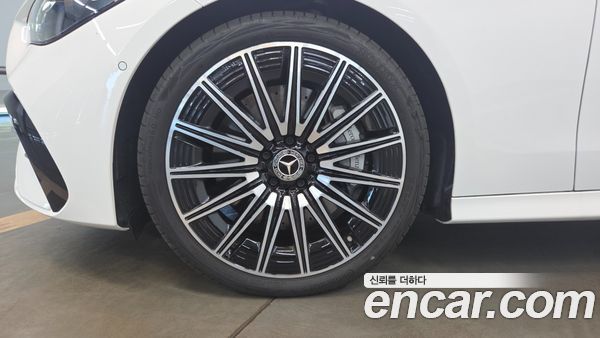 Mercedes-Benz CLE 2025, фото 5