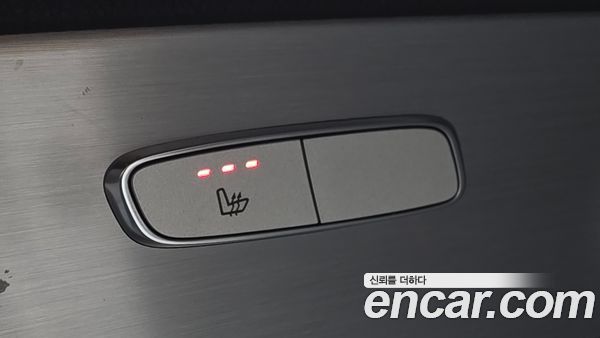Mercedes-Benz GLC 2021, фото 26