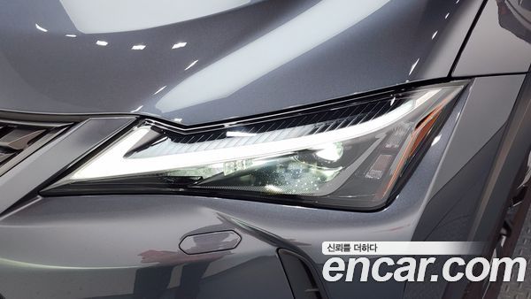 Lexus UX 2026, фото 8