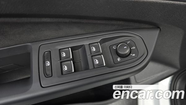 Volkswagen Golf 2024, фото 25