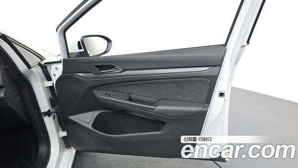 Volkswagen Golf 2024, фото 13