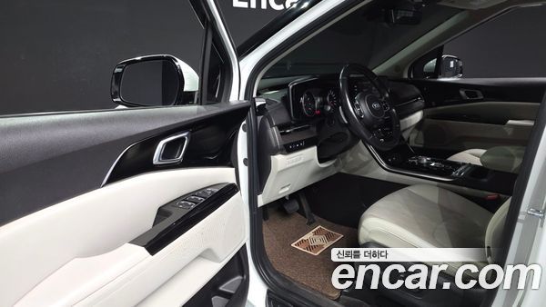 Kia Carnival 2021, фото 10