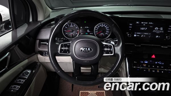 Kia Carnival 2021, фото 13