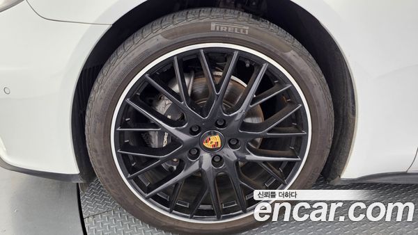Porsche Panamera 2021, фото 5