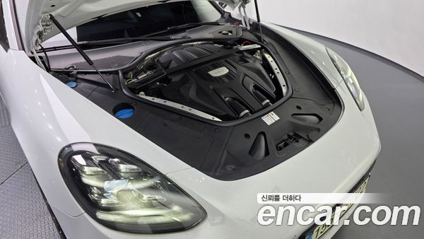 Porsche Panamera 2021, фото 6