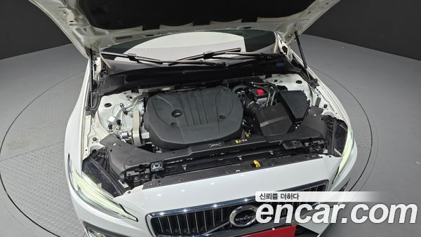 Volvo S60 2021, фото 6