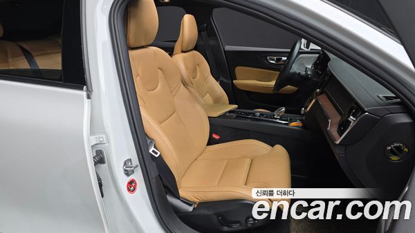 Volvo S60 2021, фото 12