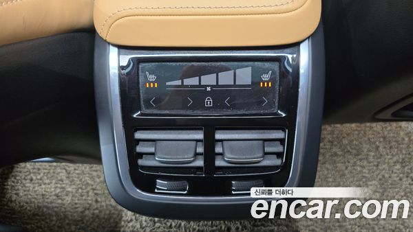 Volvo S60 2021, фото 18