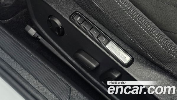 Volkswagen Golf 2024, фото 25