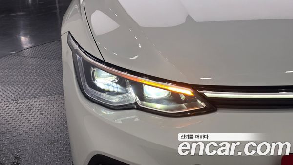 Volkswagen Golf 2024, фото 7